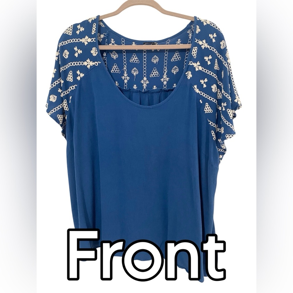 Torrid Blouse Size 3